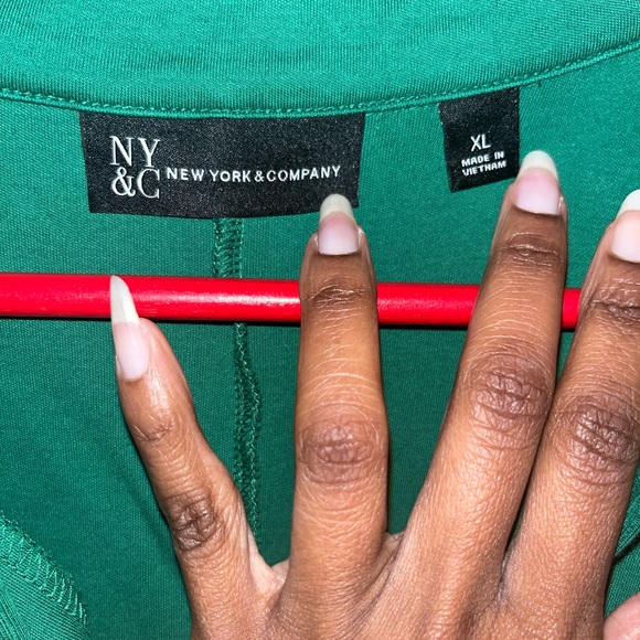 NY&Co Green Dress with Pockets & Flutter Sleeves  - XL - Picture 3 of 8